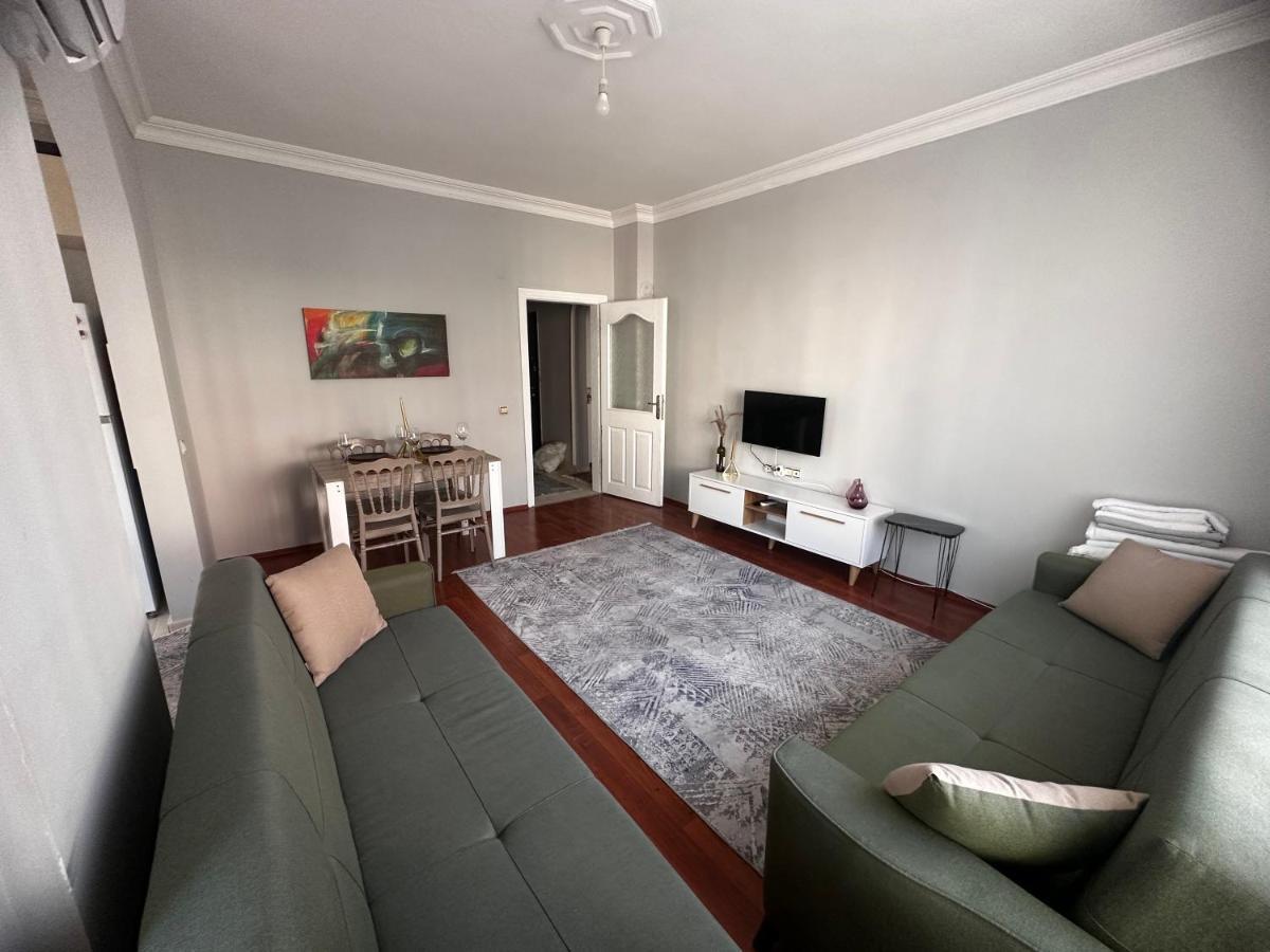Appartement 500 Meters To Konyaalti Beach, 2+1 Fully Furnished Antalya